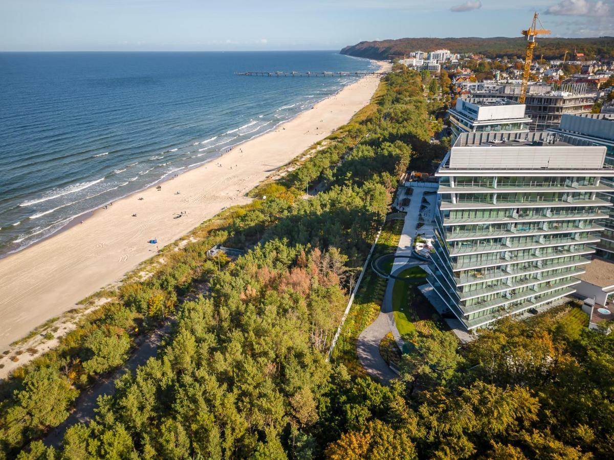 Sea Waves Apartament Resort & Spa 428B By Noclegi Renters Мендзиздрое Екстериор снимка